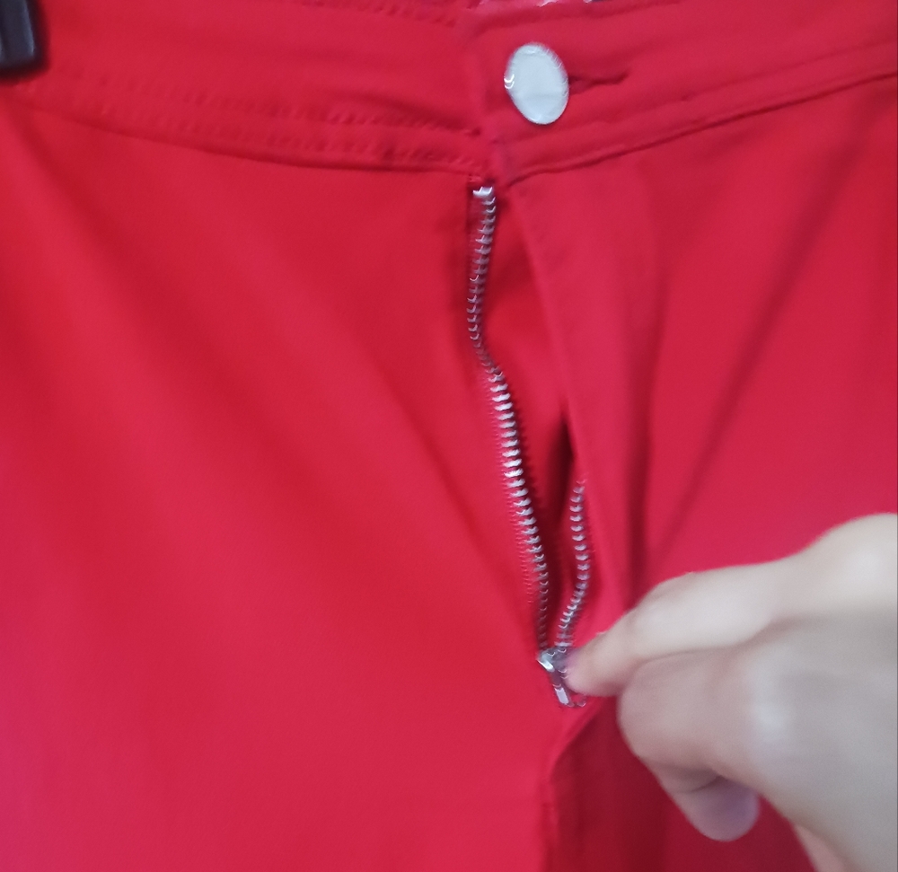 Women red skinny jegging pant - Picture 5 of 9